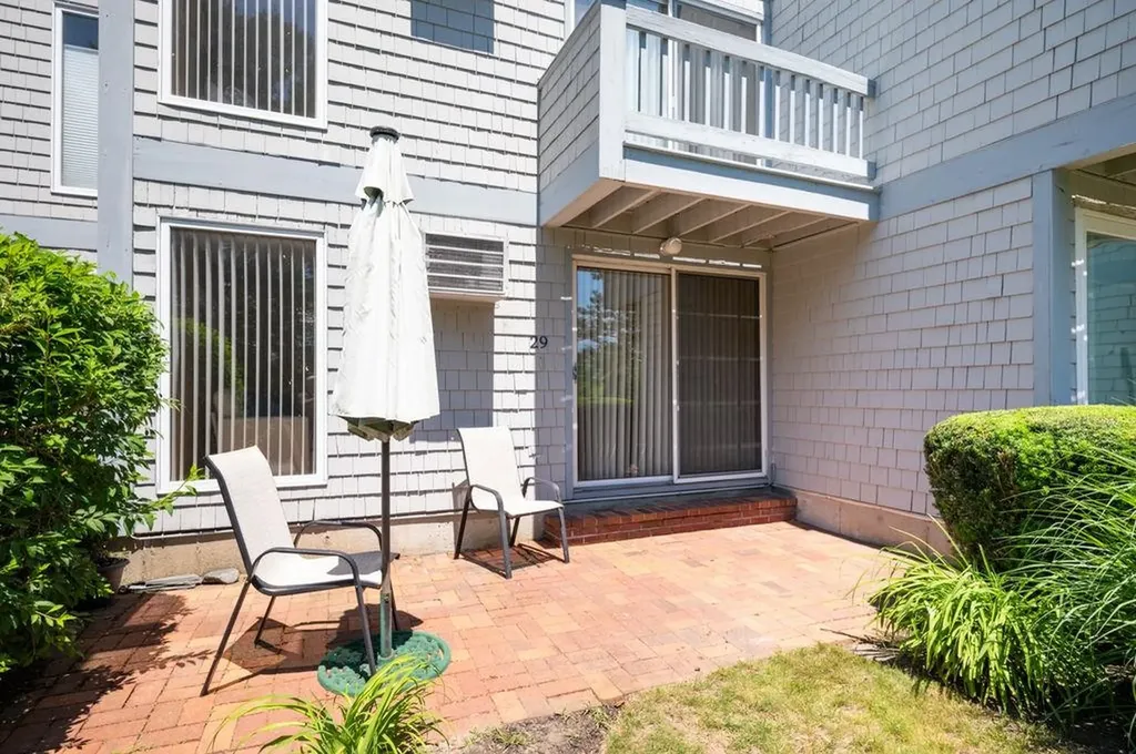 23 Cusack Road Hampton NH 03842