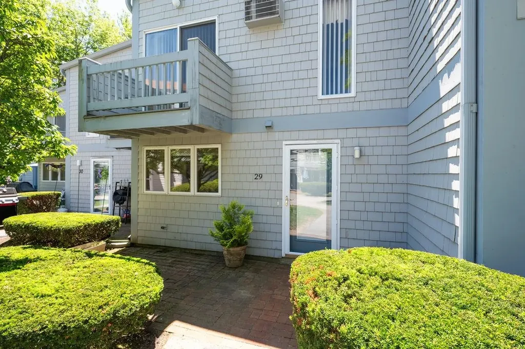 23 Cusack Road Hampton NH 03842