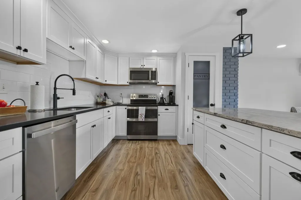 294 Reservoir Drive Weare NH 03281