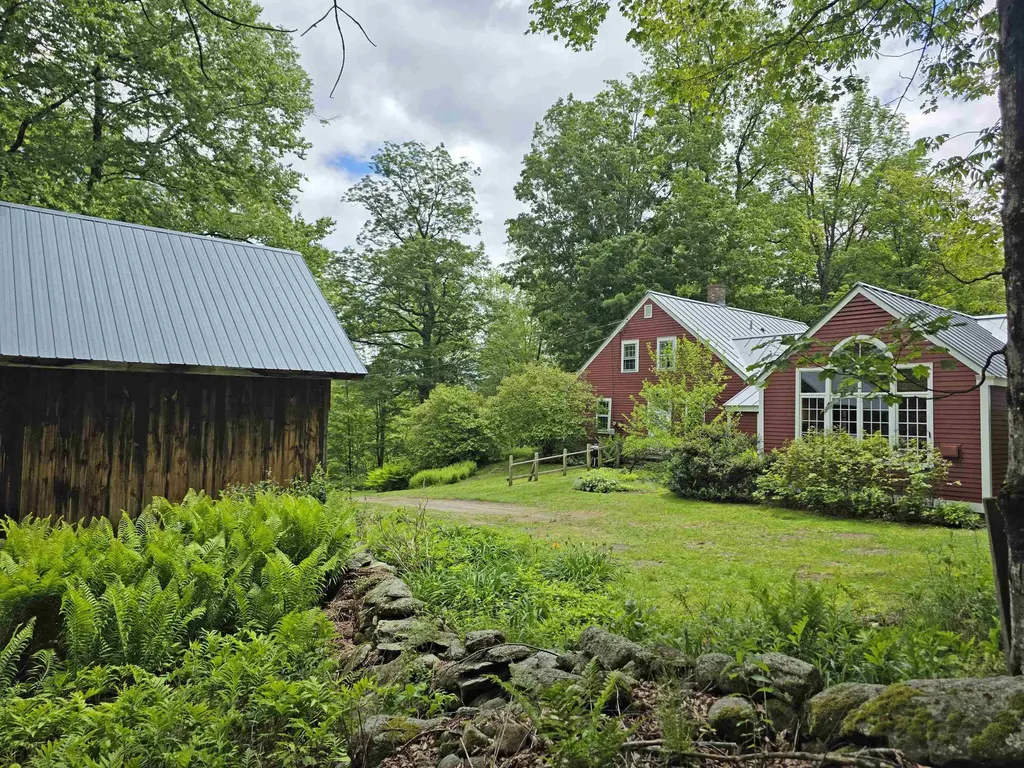157 Newfane Hill Road Newfane VT 05345
