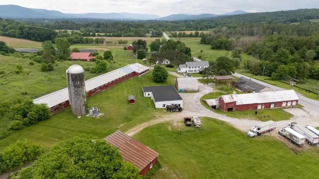 2054 Us Route 7 N Rutland Town VT 05701