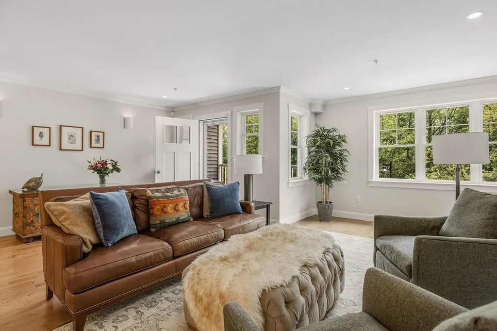 293 Peverly Hill Road Portsmouth NH 03801