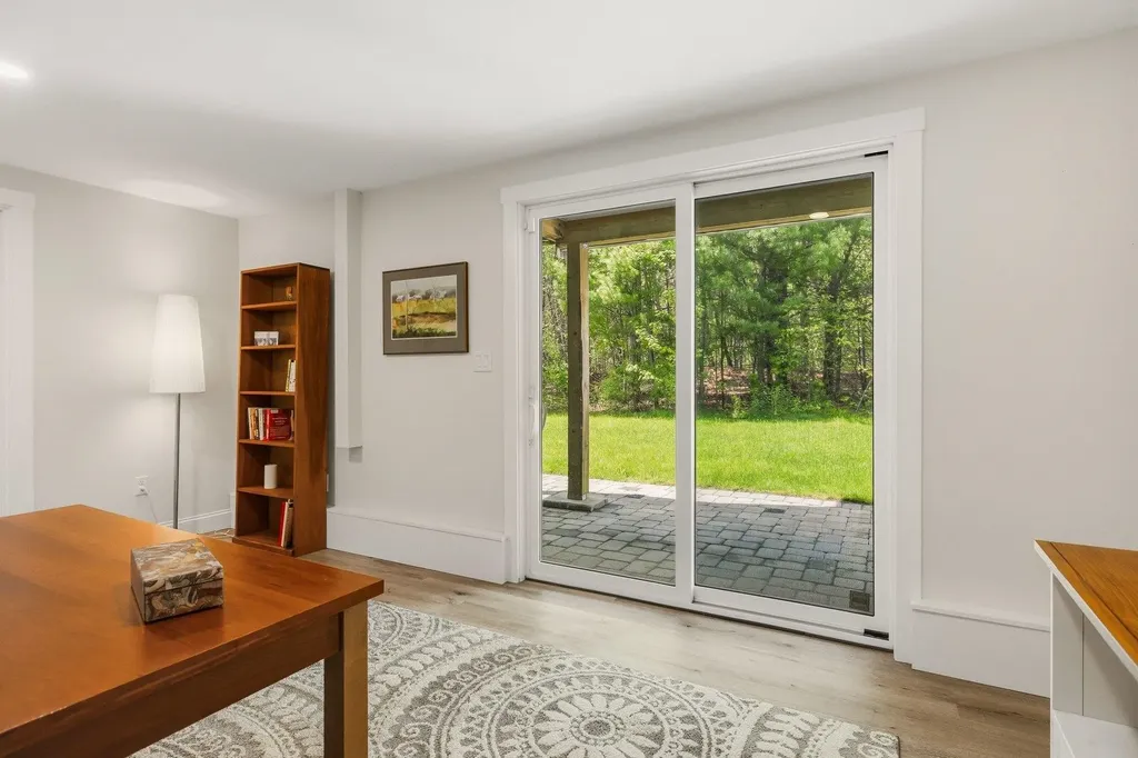 293 Peverly Hill Road Portsmouth NH 03801