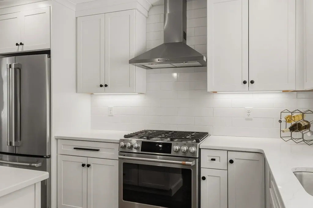 293 Peverly Hill Road Portsmouth NH 03801