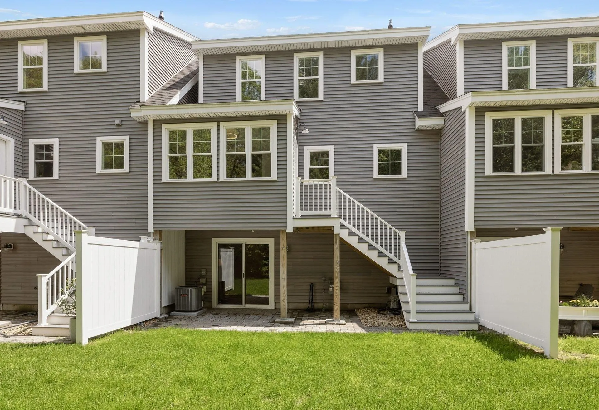 293 Peverly Hill Road Portsmouth NH 03801