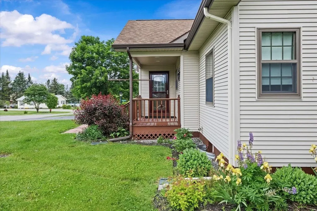 55 Jersey Way Morristown VT 05661