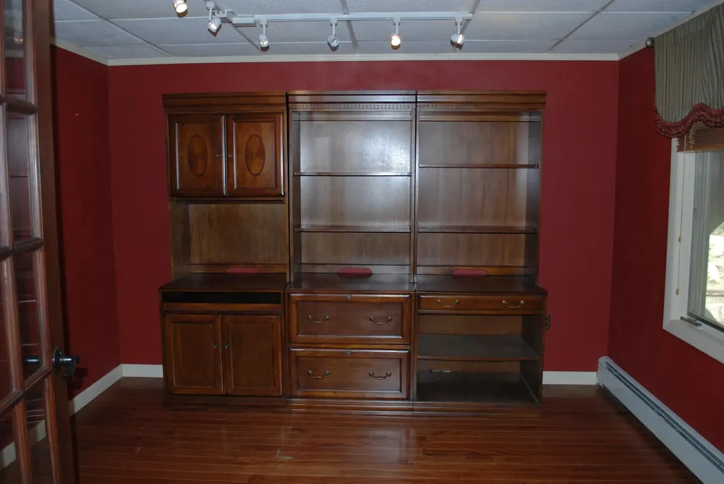 43 Camelot Drive Bedford NH 03110