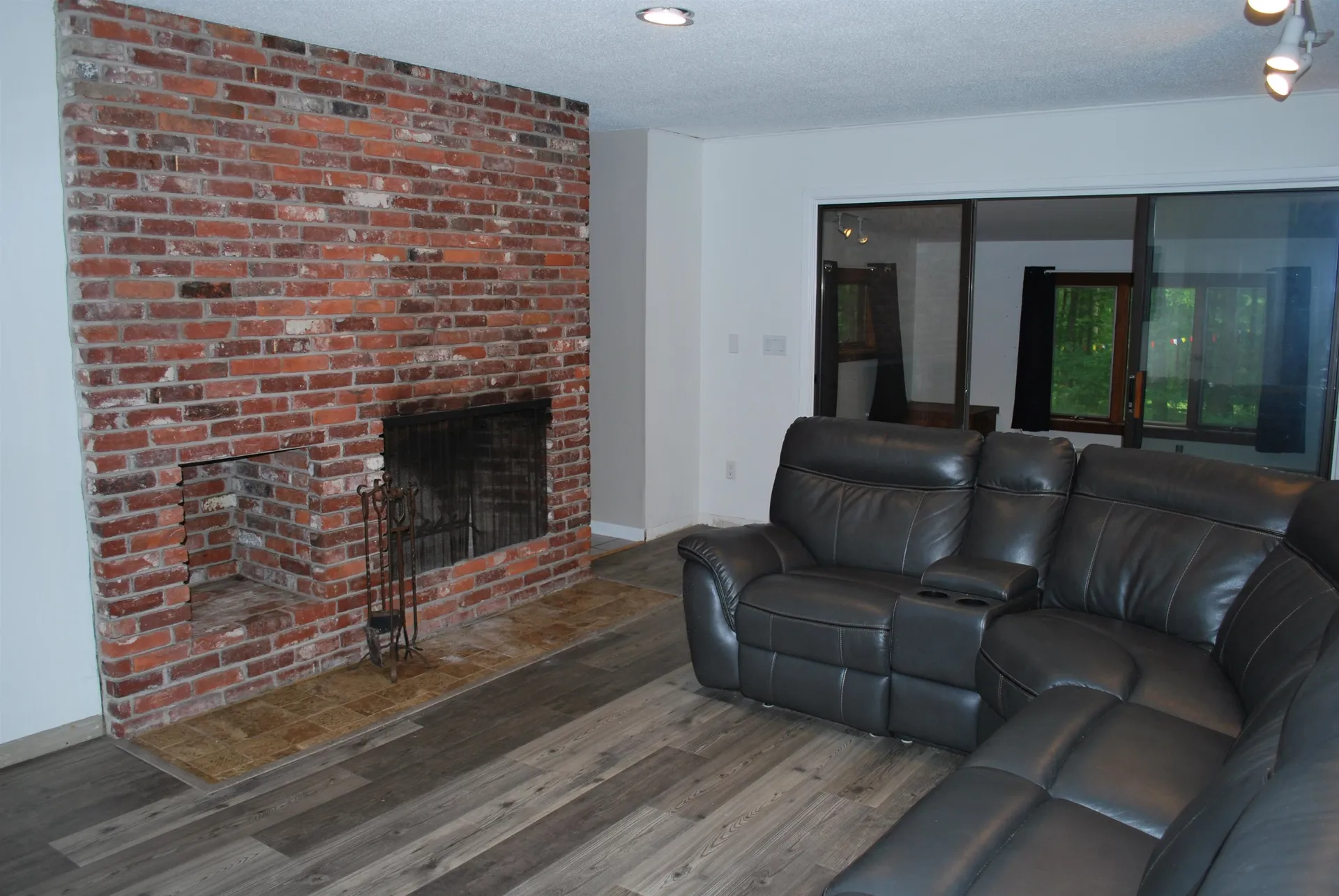 43 Camelot Drive Bedford NH 03110