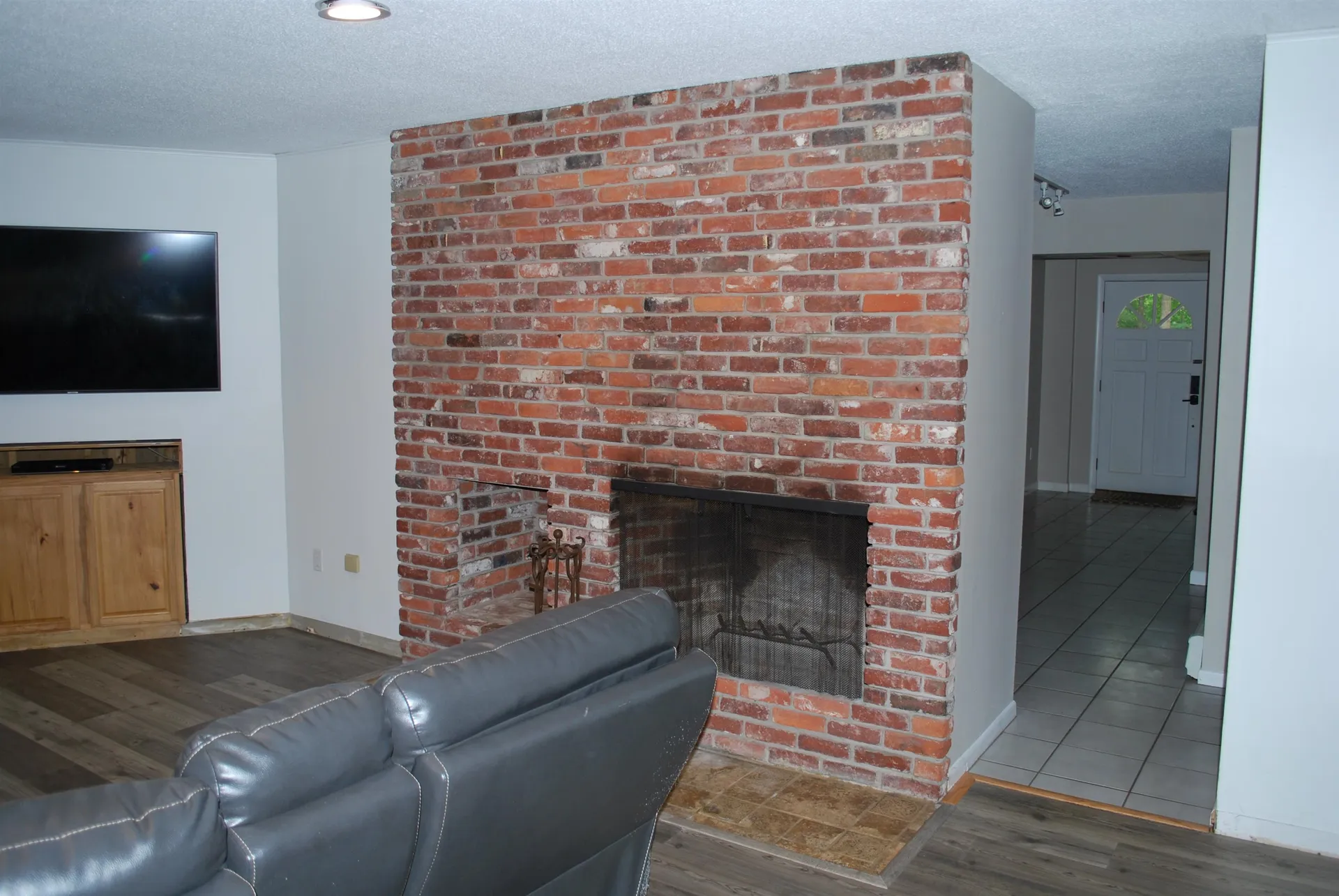 43 Camelot Drive Bedford NH 03110