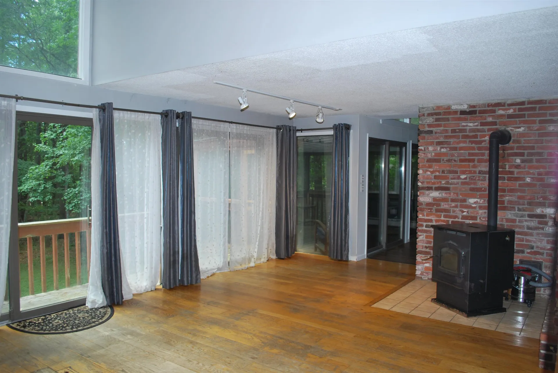43 Camelot Drive Bedford NH 03110
