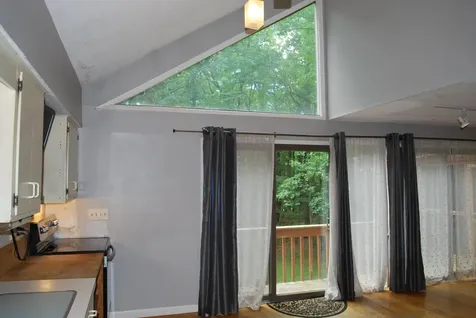 43 Camelot Drive Bedford NH 03110