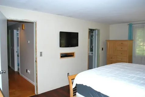 43 Camelot Drive Bedford NH 03110