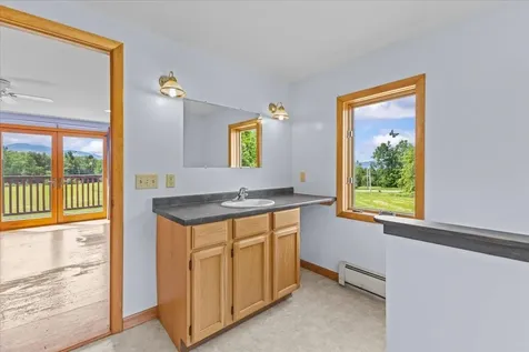 1992 West Hill Road Stowe VT 05672