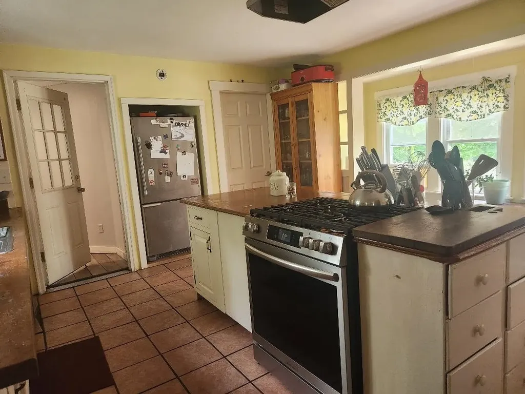 89 Belding Street Claremont NH 03743