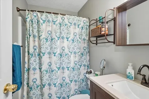 102 Pearl Street Grand Isle VT 05458