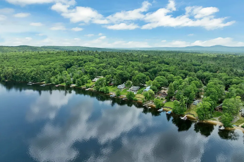 179 Nicola Road Middleton NH 03887