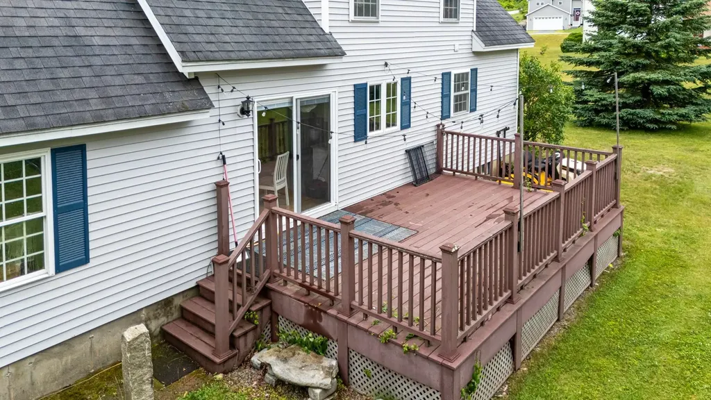 23 Windy Fields Lane Jaffrey NH 03452