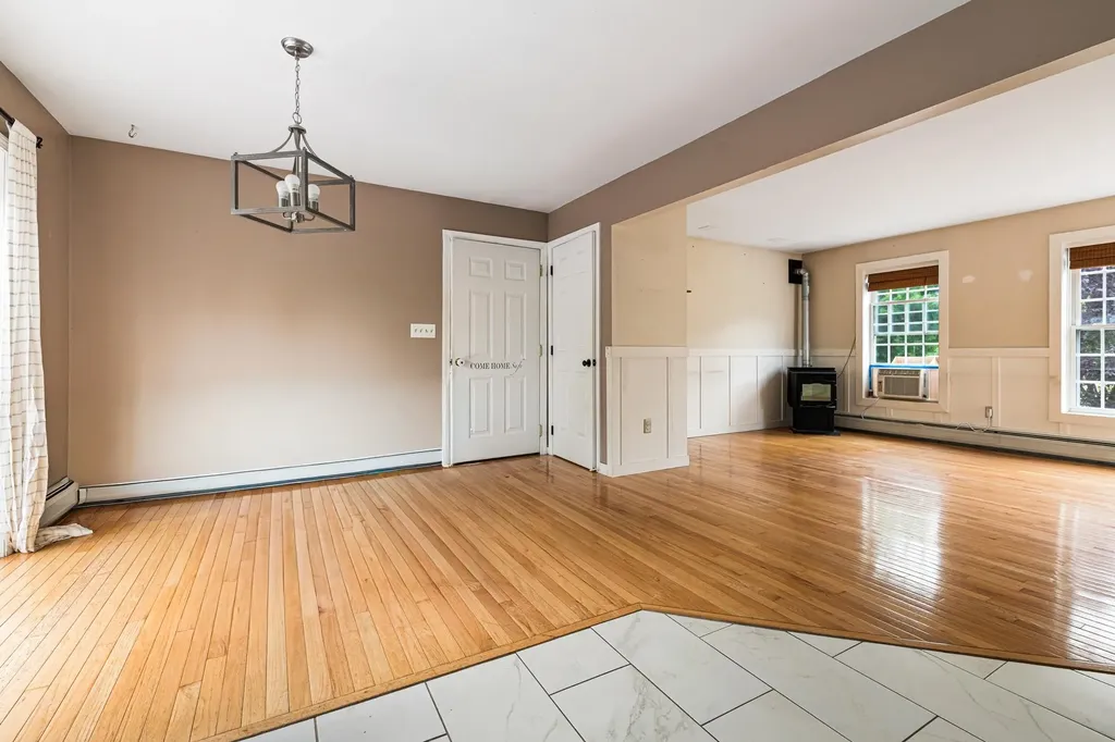 23 Windy Fields Lane Jaffrey NH 03452