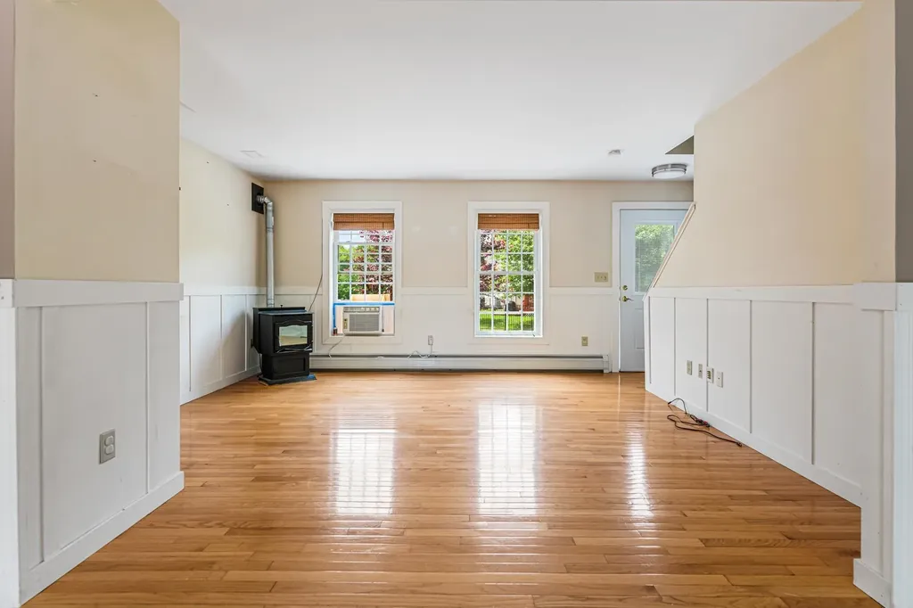 23 Windy Fields Lane Jaffrey NH 03452