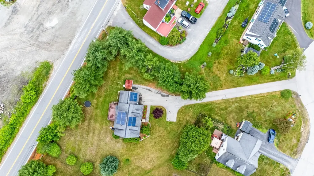 23 Windy Fields Lane Jaffrey NH 03452