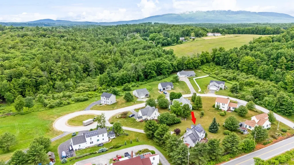 23 Windy Fields Lane Jaffrey NH 03452