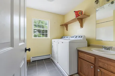 23 Windy Fields Lane Jaffrey NH 03452
