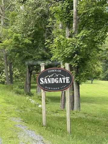 2740 Sandgate Road Sandgate VT 05250