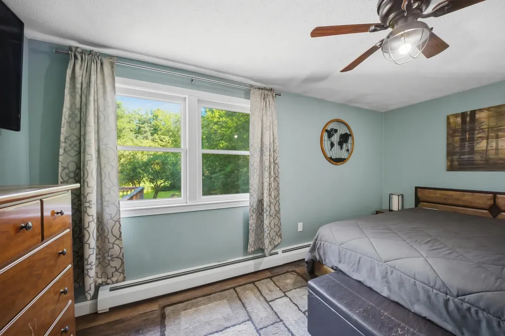 21 Evergreen Drive Goffstown NH 03045