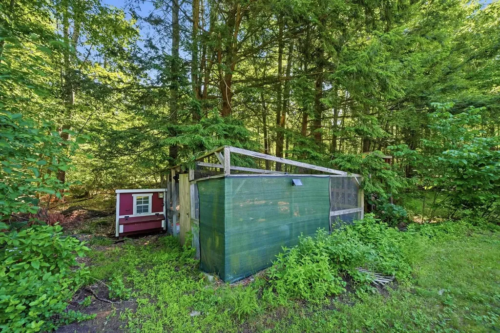 21 Evergreen Drive Goffstown NH 03045