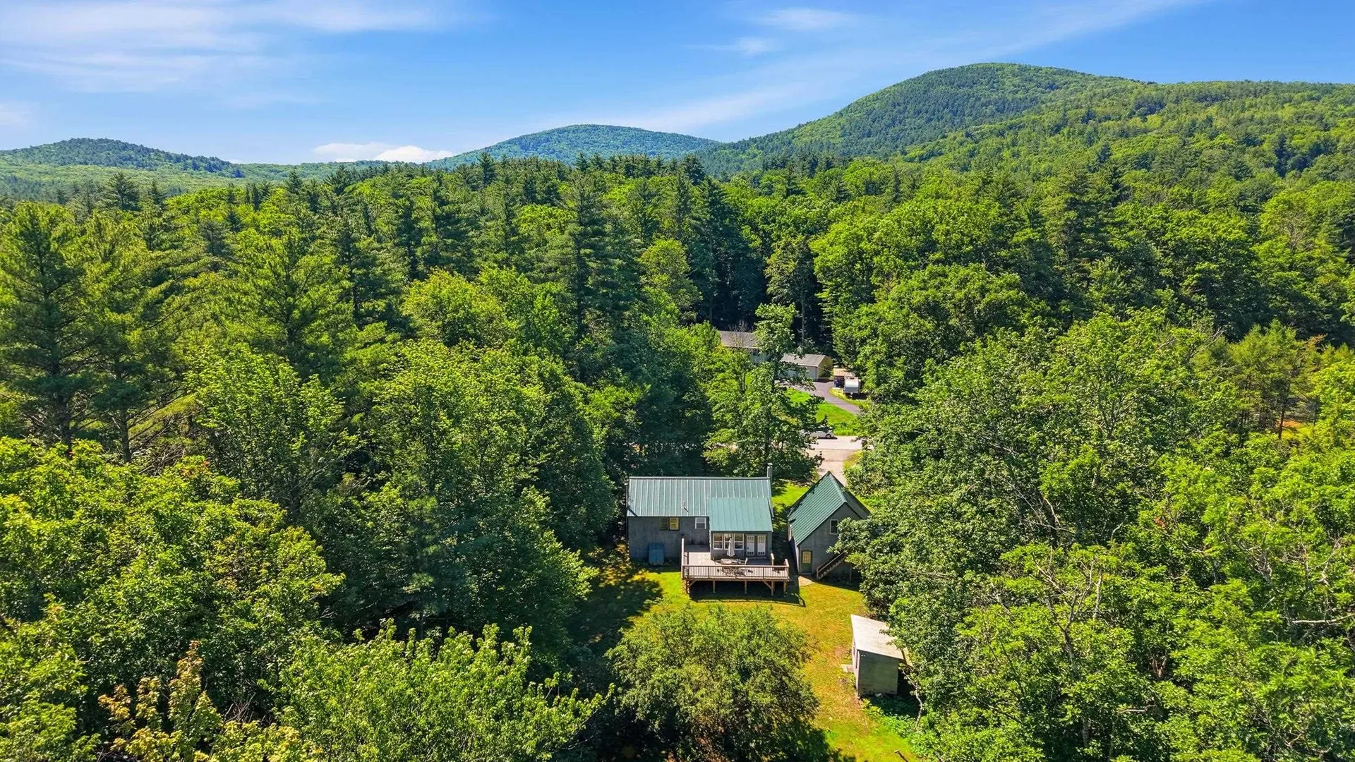 21 Evergreen Drive Goffstown NH 03045