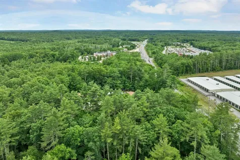 3 Pinecrest Estates Lee NH 03861