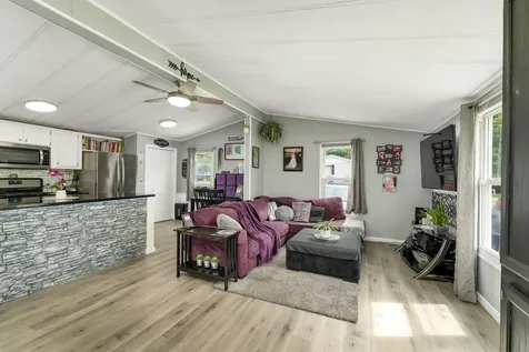 3 Pinecrest Estates Lee NH 03861
