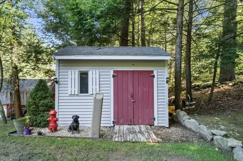 2 Hemlock Shore Drive Atkinson NH 03811