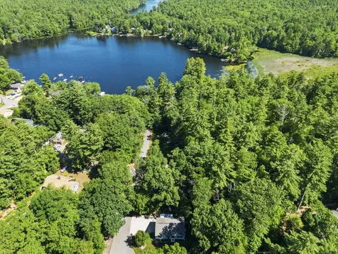 2 Hemlock Shore Drive Atkinson NH 03811