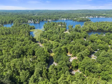 2 Hemlock Shore Drive Atkinson NH 03811