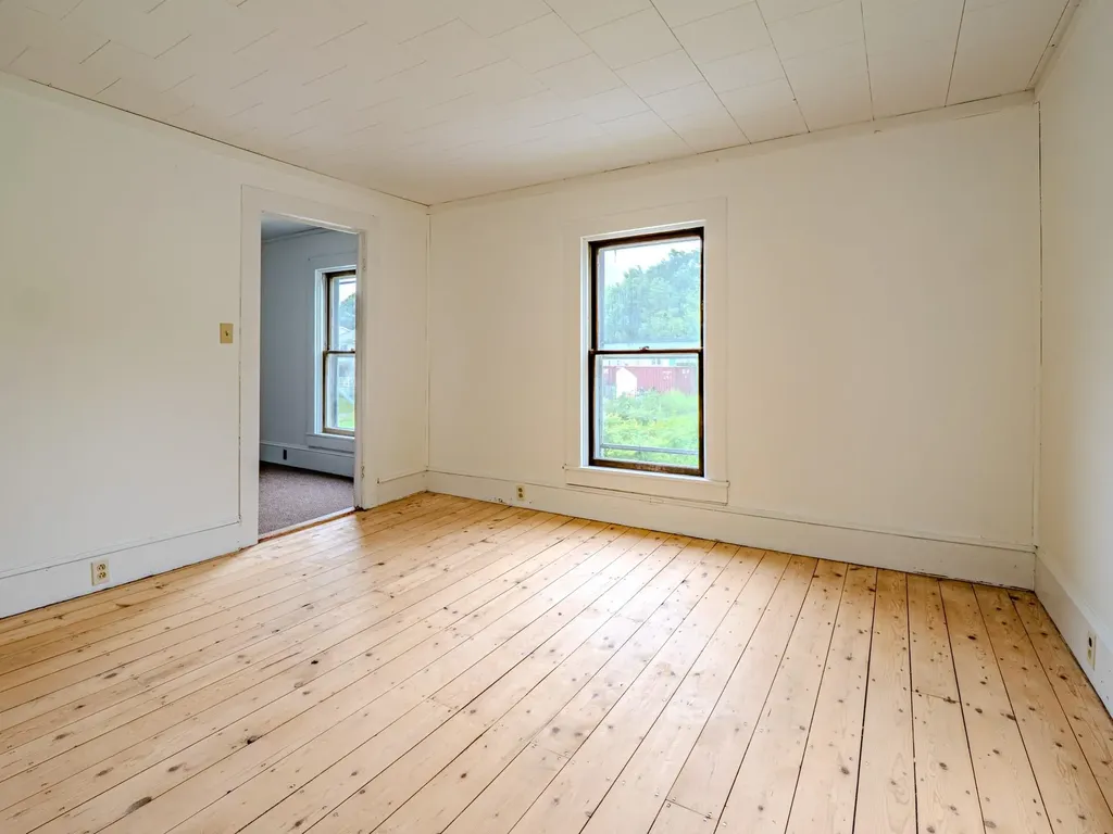 40 East Street Middletown Springs VT 05757