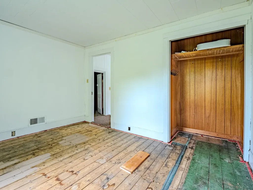 40 East Street Middletown Springs VT 05757