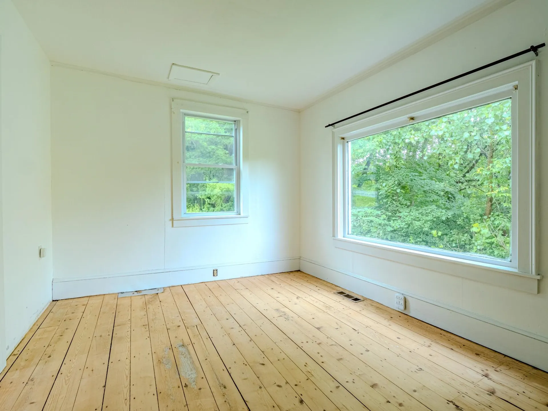 40 East Street Middletown Springs VT 05757