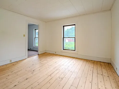 40 East Street Middletown Springs VT 05757