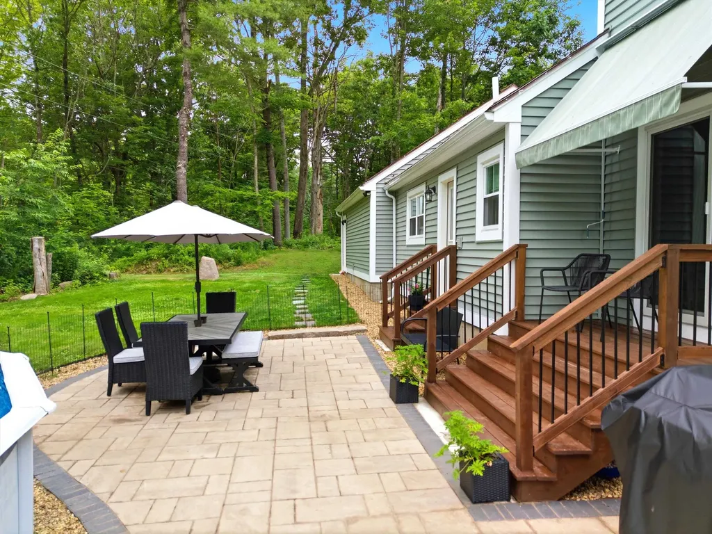 338 N Pembroke Road Pembroke NH 03275