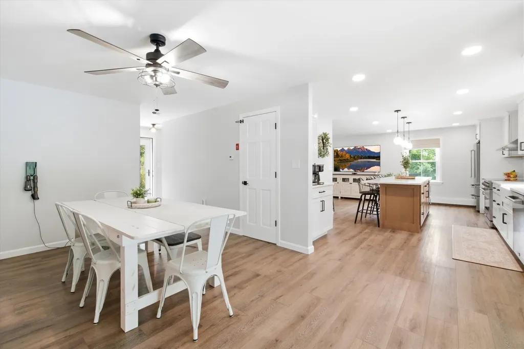 338 N Pembroke Road Pembroke NH 03275