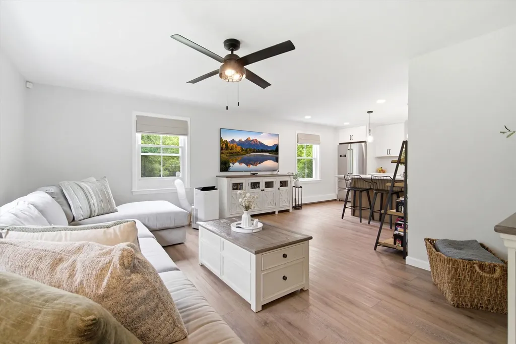 338 N Pembroke Road Pembroke NH 03275