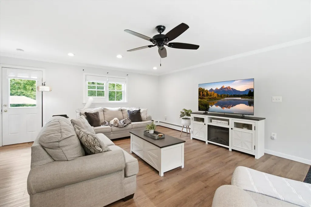 338 N Pembroke Road Pembroke NH 03275