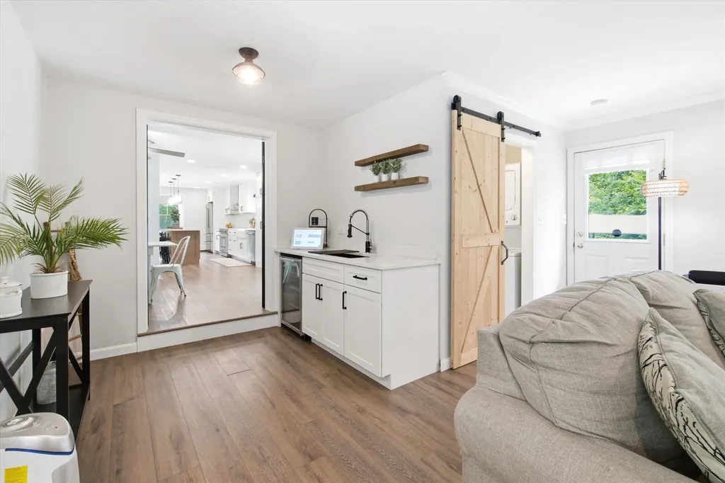 338 N Pembroke Road Pembroke NH 03275