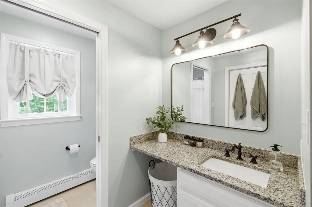 338 N Pembroke Road Pembroke NH 03275