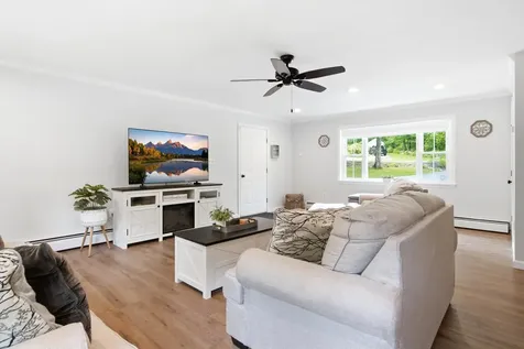 338 N Pembroke Road Pembroke NH 03275