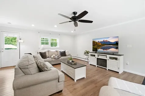 338 N Pembroke Road Pembroke NH 03275
