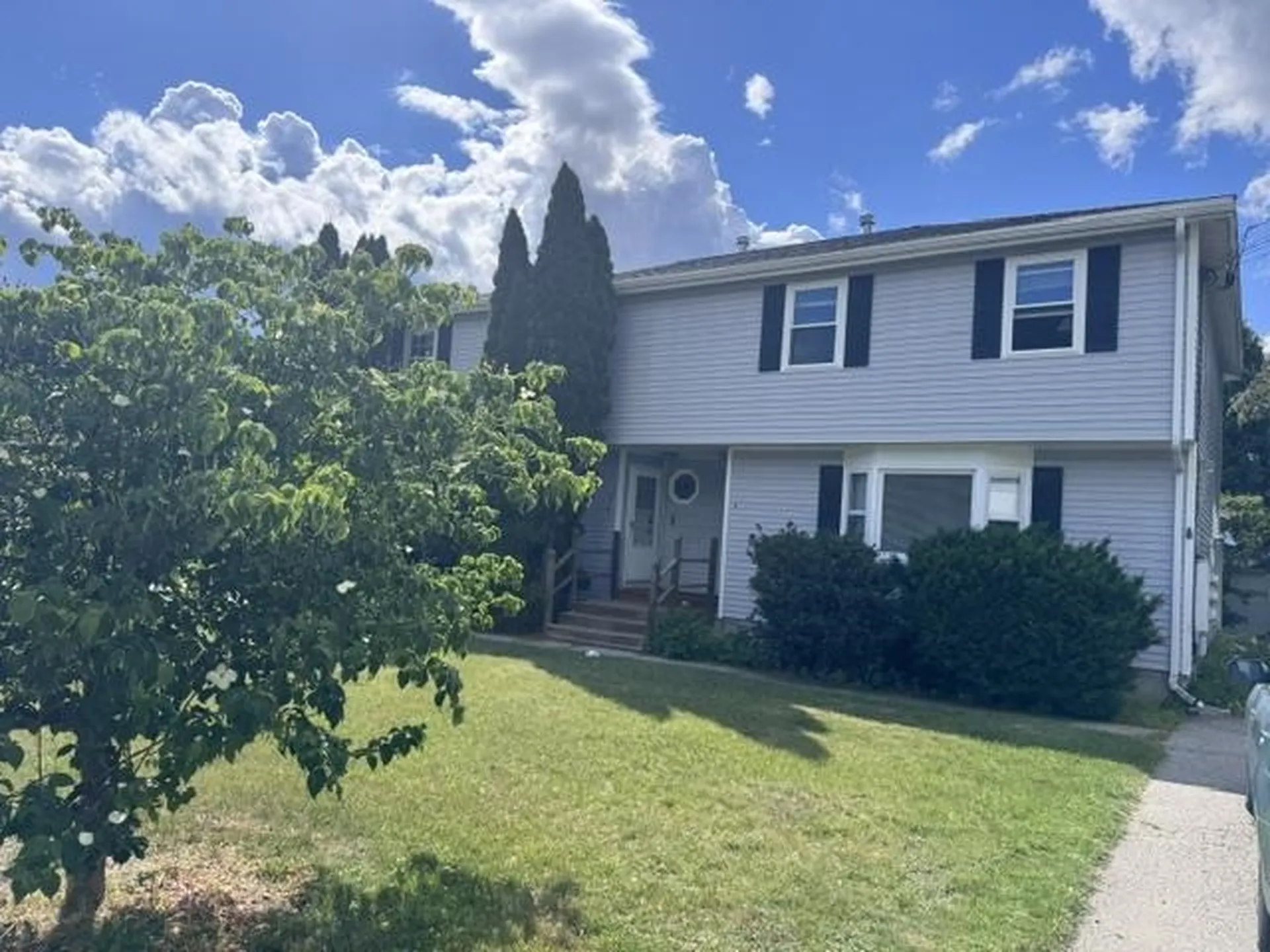 15R Norman Drive Derry NH 03038