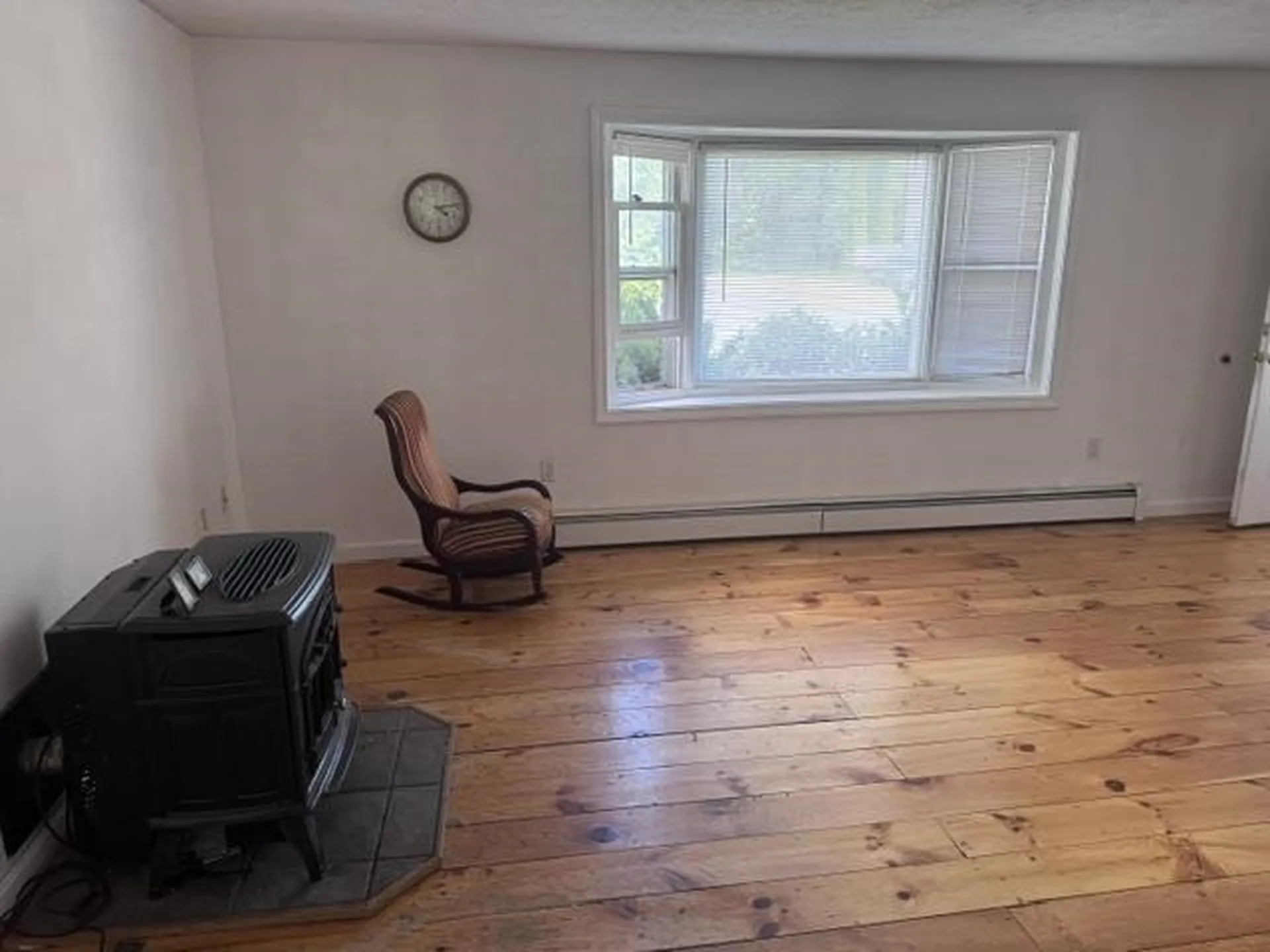 15R Norman Drive Derry NH 03038