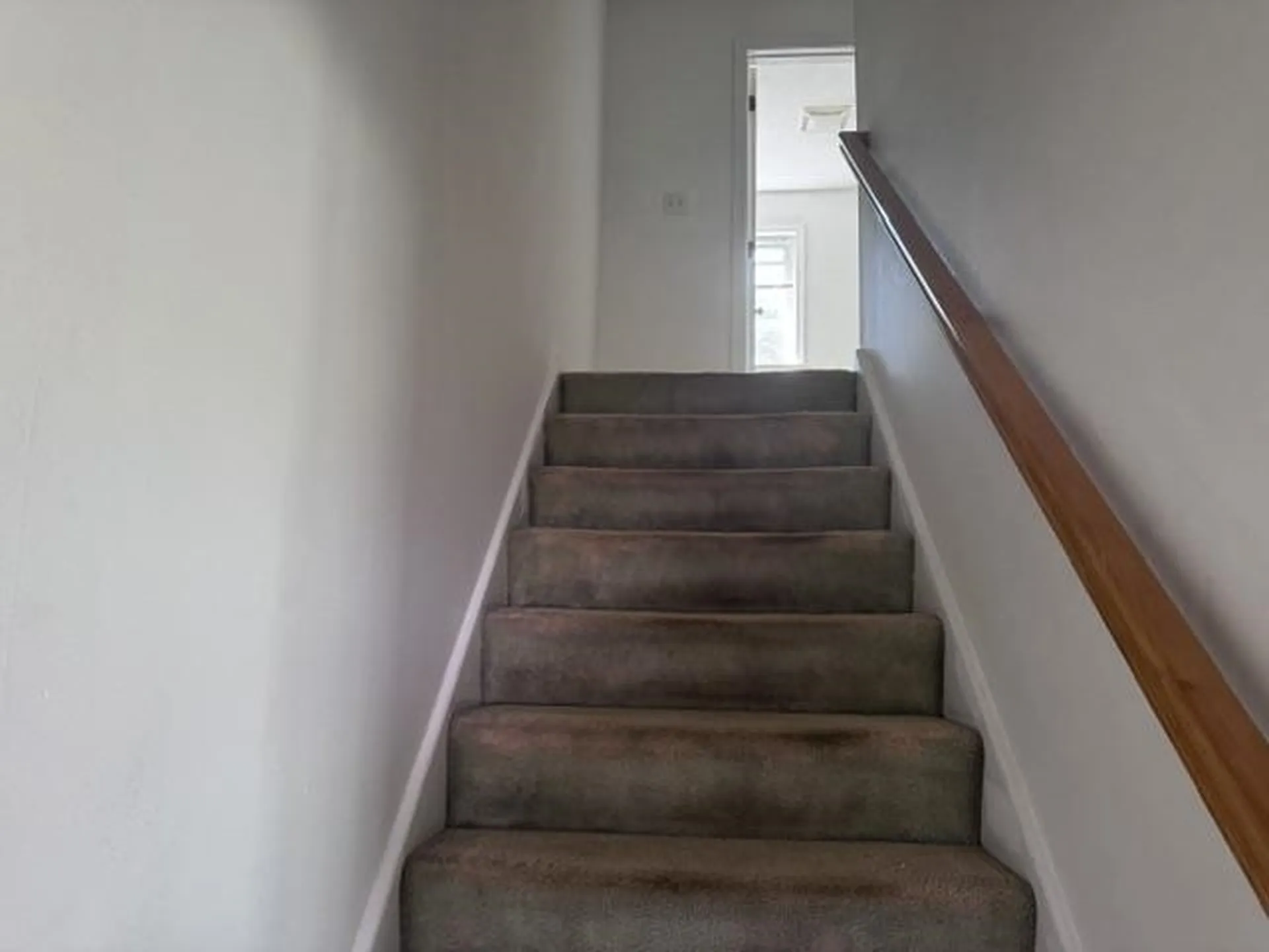 15R Norman Drive Derry NH 03038